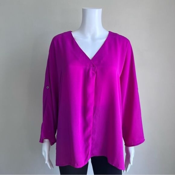Cynthia Steffe Roll Tab Blouse in Fuchsia - M - Picture 1 of 6